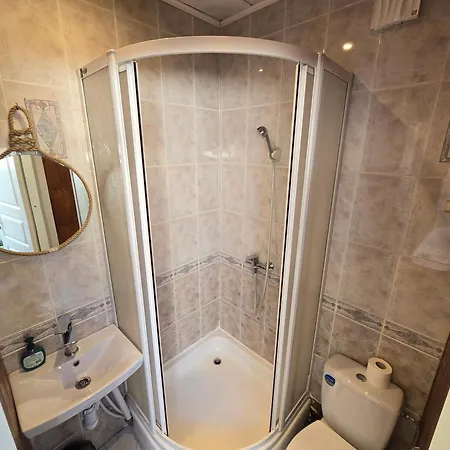 Meridian Studio With Sauna شقة